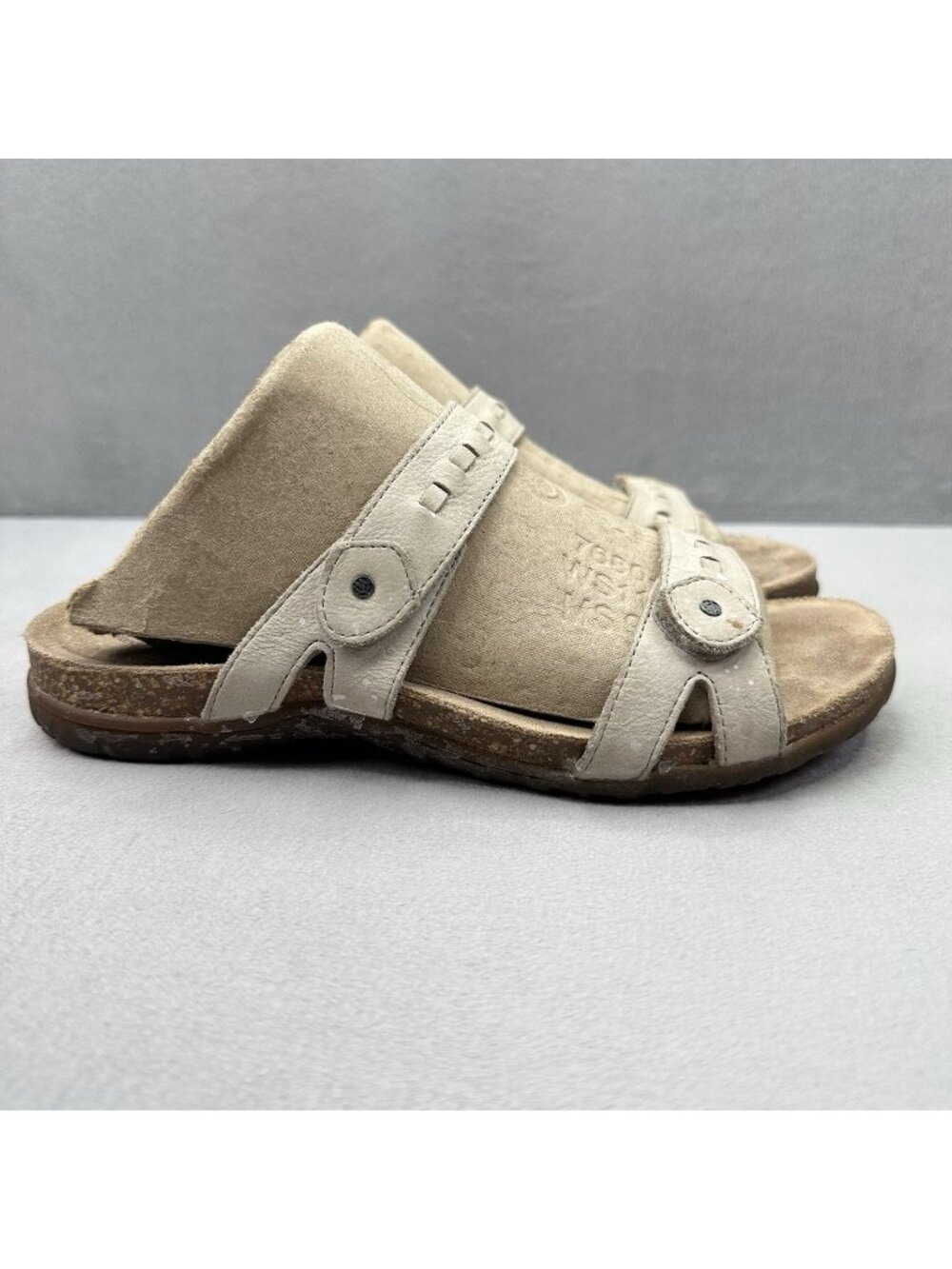 Taos Bandalero Womens Size 6 Sandals Beige Leather Strappy Adjustable Slides